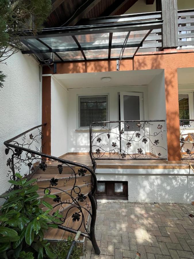 Apartment Am Tannenweg Баденвайлер Екстериор снимка