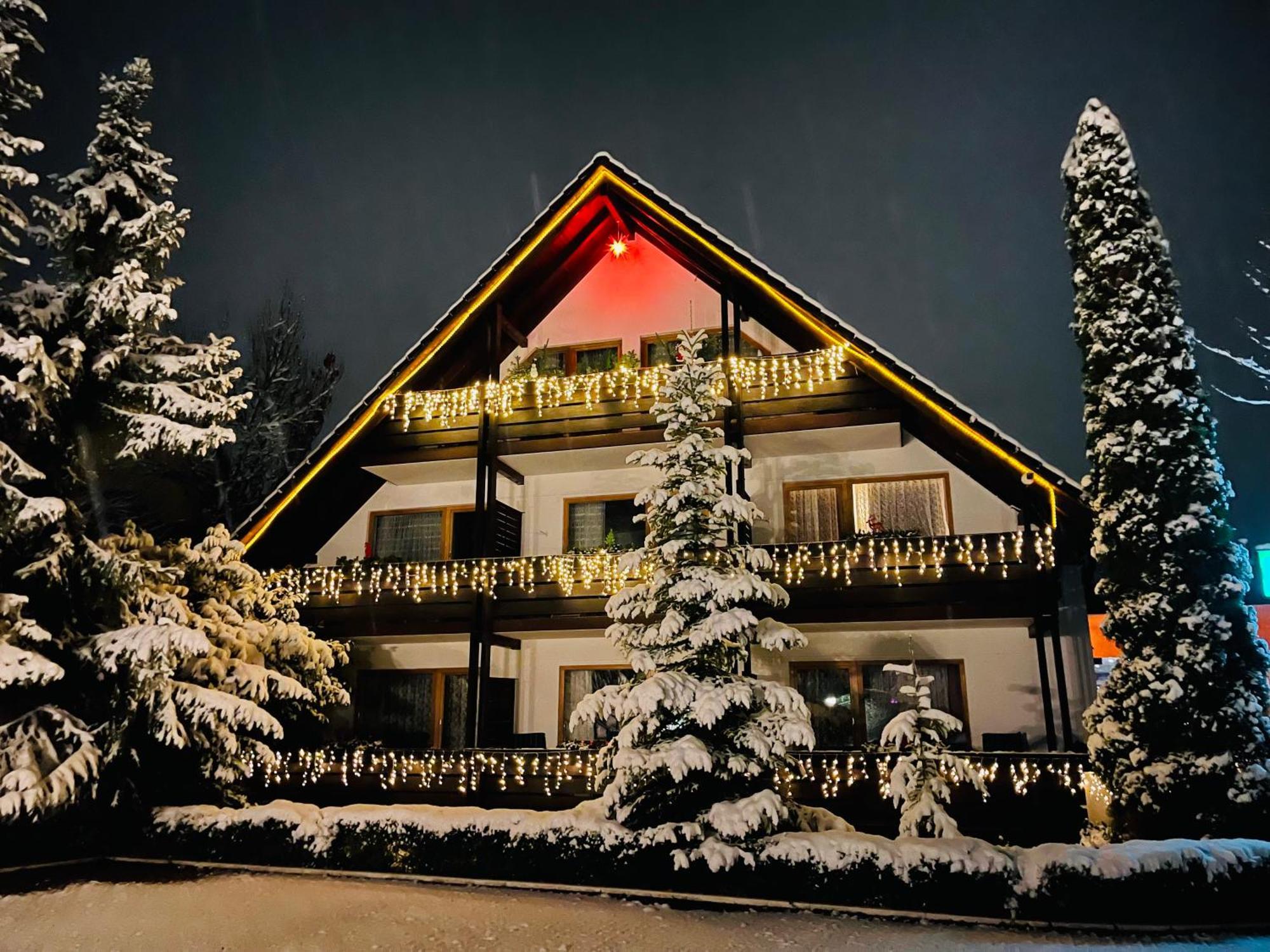 Apartment Am Tannenweg Баденвайлер Екстериор снимка